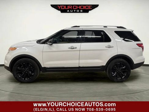 Used 2015 Ford Explorer XLT w/ Equipment Group 202B AWD/4WD image 2