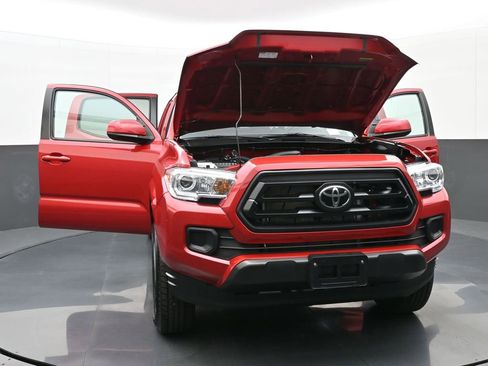 Used 2022 Toyota Tacoma SR w/ SR Convenience Package RWD image 45