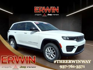 Certified 2024 Jeep Grand Cherokee Laredo X w/ Luxury Tech Group I AWD/4WD video 1