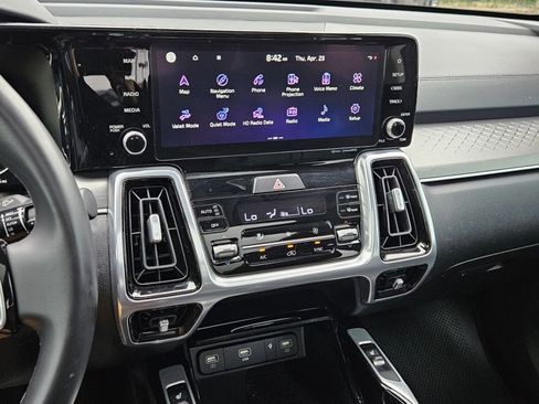 Used 2023 Kia Sorento SX FWD image 13