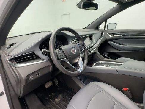 Used 2024 Buick Enclave Essence w/ Experience Buick Package image 4