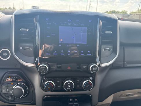 Used 2019 RAM 1500 Big Horn AWD/4WD image 23