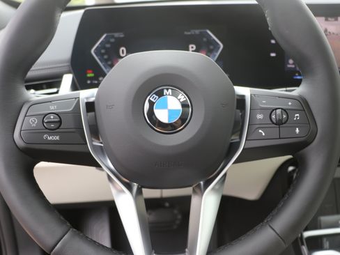 Used 2026 BMW X1 xDrive28i w/ Convenience Package AWD/4WD image 17