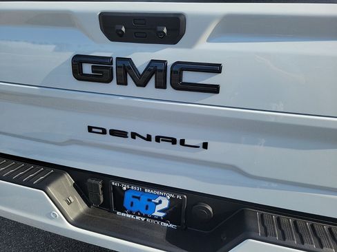 New 2026 GMC Sierra 2500 Denali Ultimate image 8