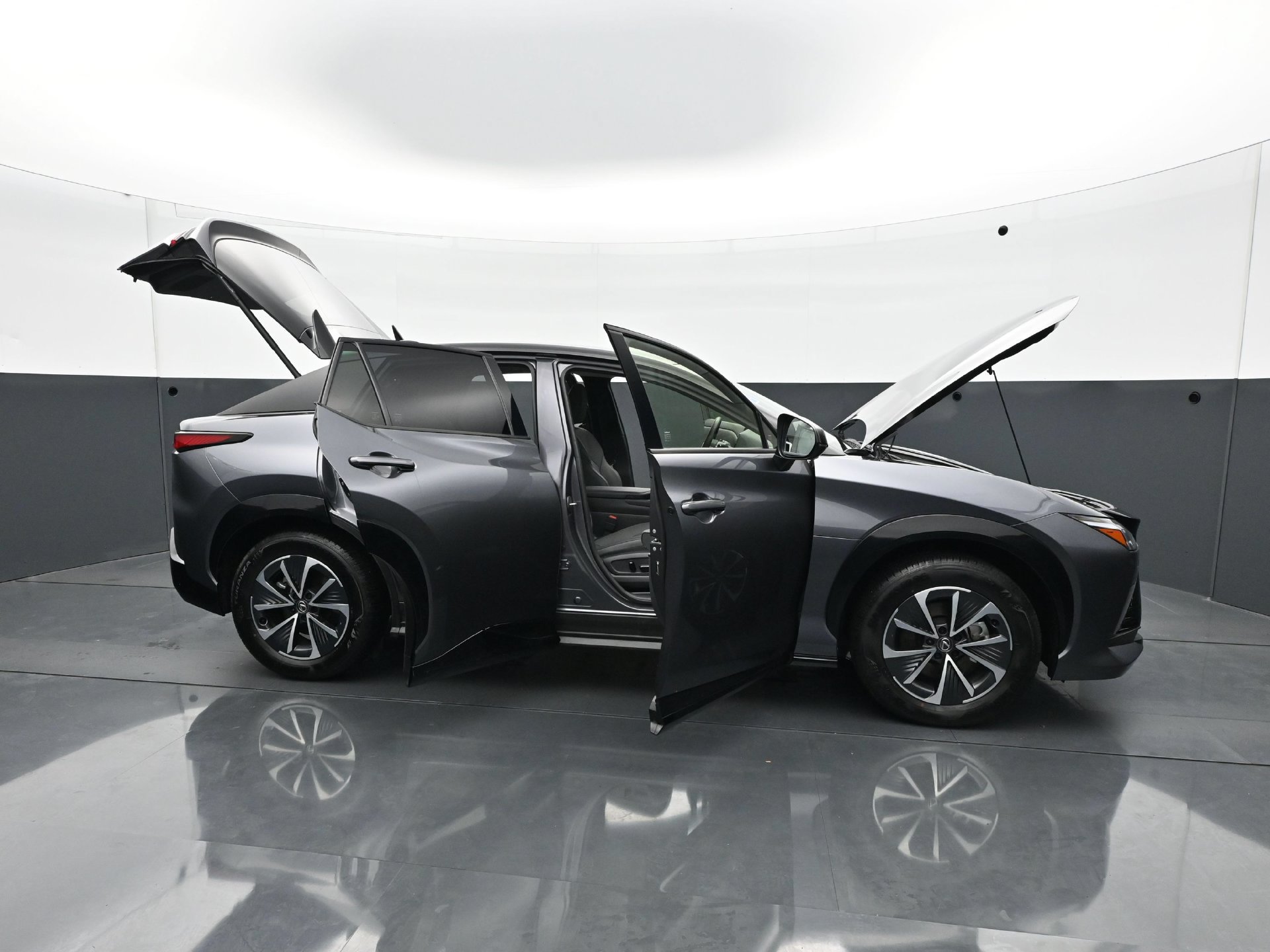 Used 2025 Lexus RZ 300e w/ Accessory Package (2T) FWD image 37