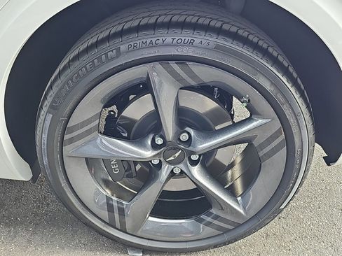 Certified 2026 Genesis GV70 3.5T Sport Prestige AWD/4WD image 12