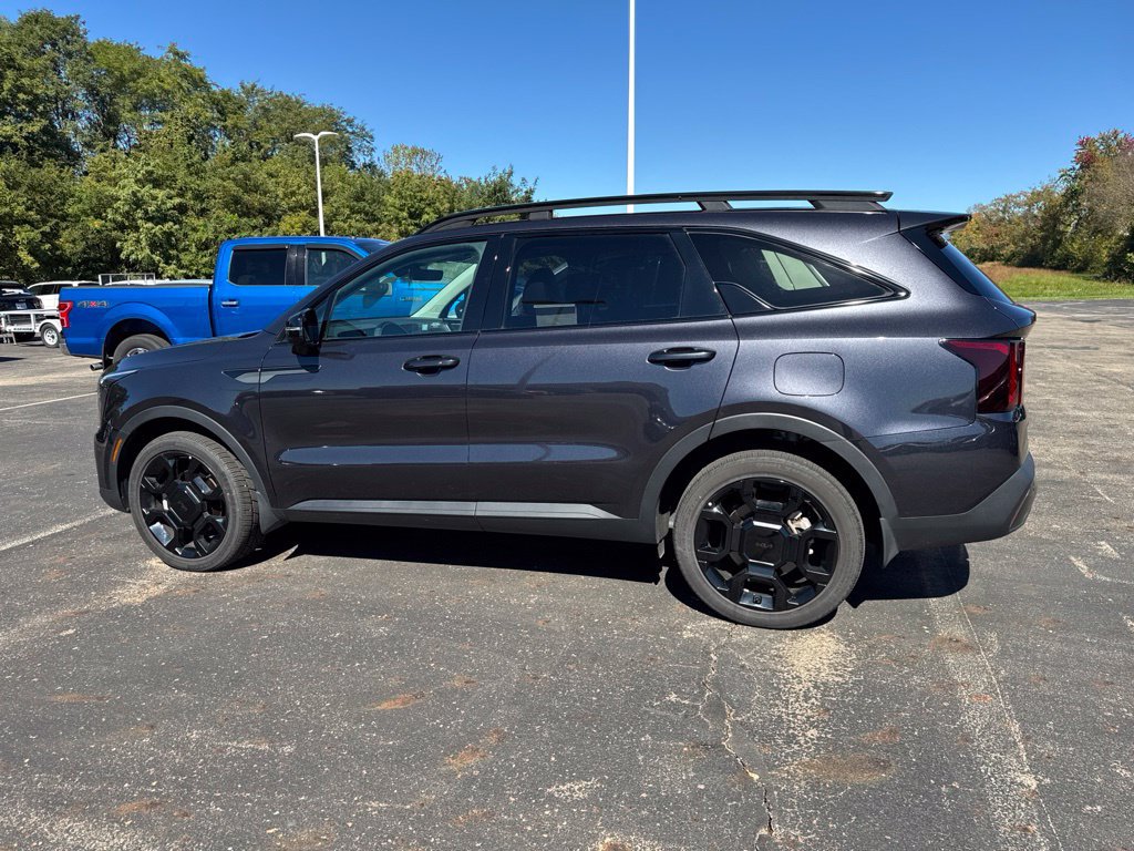 Used 2025 Kia Sorento X-Line EX AWD/4WD image 11