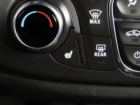 Used 2022 Chevrolet Traverse LT w/ LPO, Floor Liner Package image 42