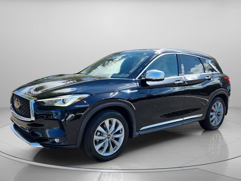 Used 2021 INFINITI QX50 Essential w/ Convenience Package image 2