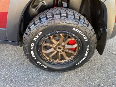 Used 2019 Jeep Cherokee Trailhawk w/ Cold Weather Group image 13