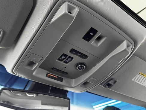 Used 2019 GMC Yukon Denali w/ Denali Ultimate Package image 56