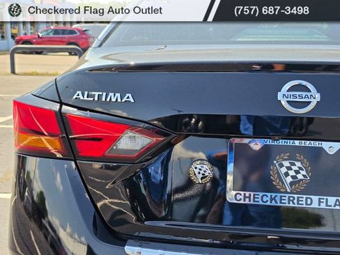 Used 2022 Nissan Altima 2.5 SL FWD image 17