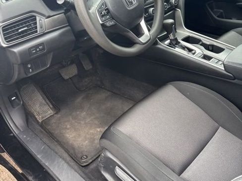 Used 2018 Honda Accord LX image 16