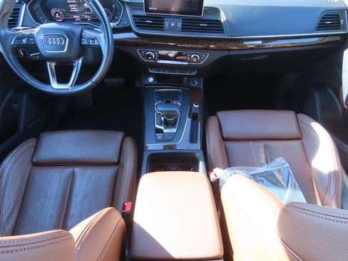 Used 2019 Audi Q5 2.0T Premium Plus w/ Premium Plus Package image 9