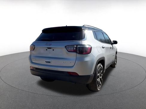 Used 2025 Jeep Compass Limited AWD/4WD image 14