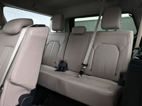 Used 2024 Ford Expedition Max Limited image 25