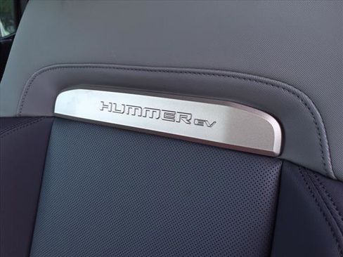 New 2025 GMC Hummer EV 3X w/ Extreme Off-Road Package image 16