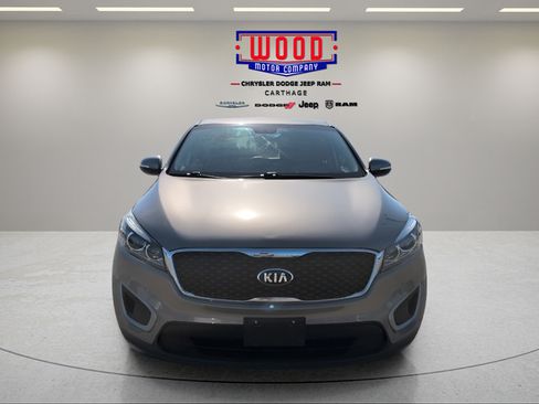 Used 2017 Kia Sorento L FWD image 8