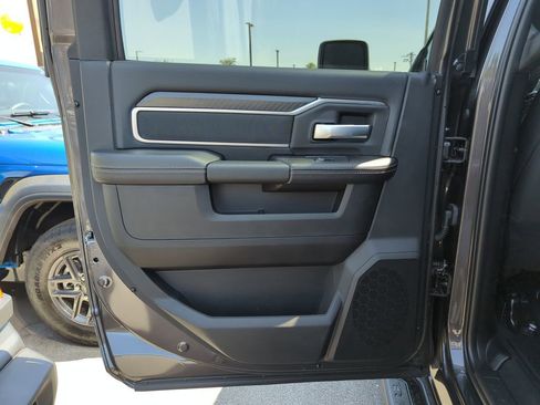 New 2026 RAM 2500 Big Horn AWD/4WD image 27