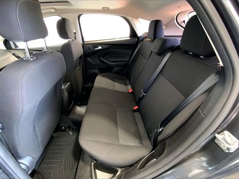 Used 2018 Ford Focus SEL image 24