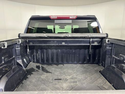 Used 2023 GMC Sierra 1500 SLT w/ SLT Convenience Package AWD/4WD image 26