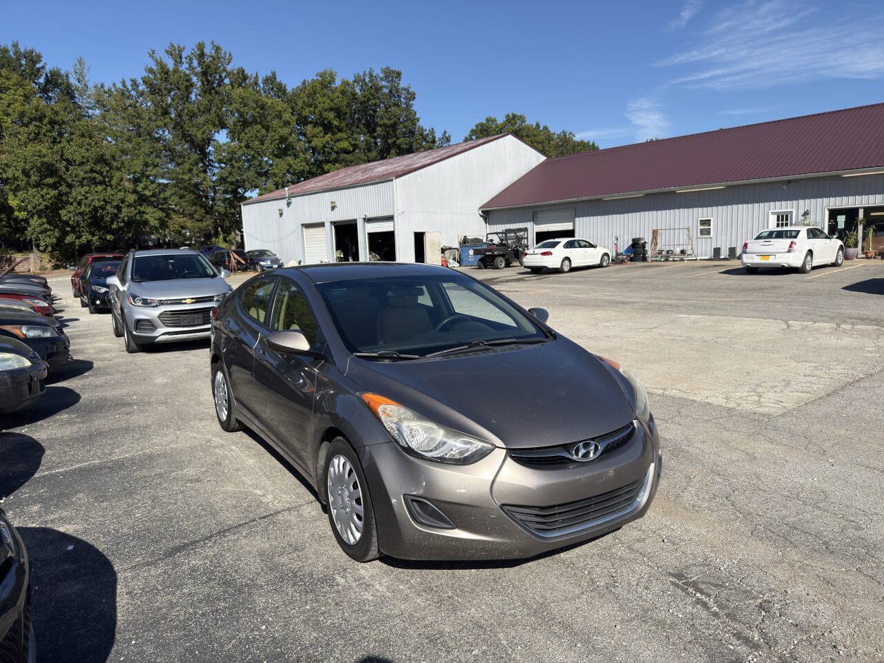 Used 2013 Hyundai Elantra GLS FWD image 5