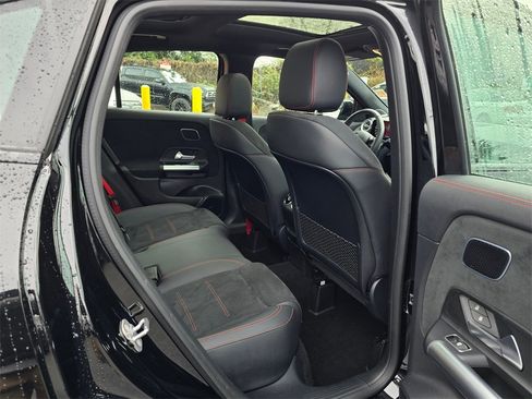 Used 2024 Mercedes-Benz GLA 35 AMG GLA 35 AMG image 15