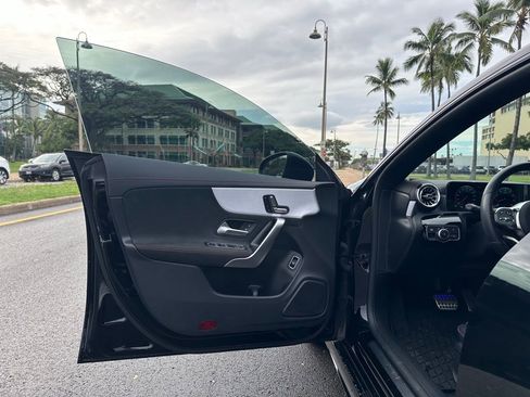 Used 2020 Mercedes-Benz CLA 35 AMG 4MATIC image 18