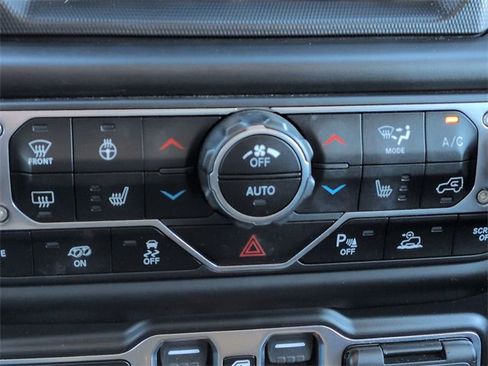 Certified 2021 Jeep Wrangler Unlimited Rubicon w/ Trailer Tow Package image 24