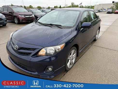 Used 2013 Toyota Corolla S w/ Premium Pkg FWD image 1