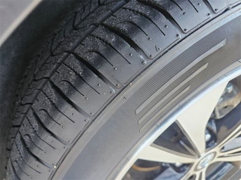 Used 2023 Nissan Sentra SV image 29