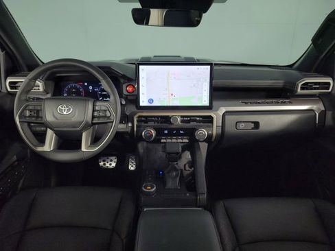 Used 2025 Toyota Tacoma TRD Sport image 28