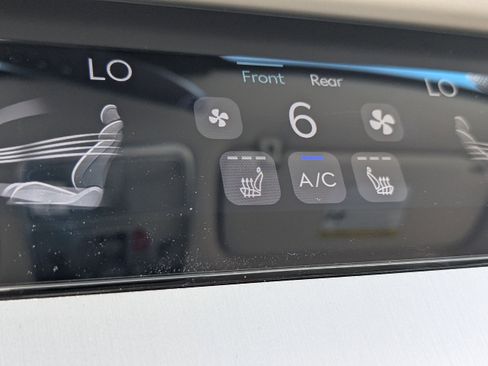 New 2026 Genesis GV70 2.5T Select image 27