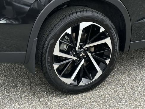 Used 2024 Mitsubishi Outlander SE Black Edition AWD/4WD image 29