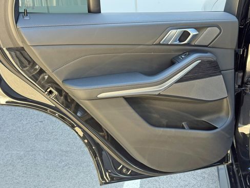 Used 2024 BMW X5 sDrive40i w/ M Sport Package RWD image 43