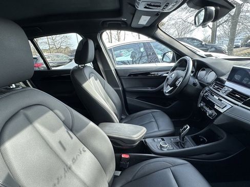Used 2021 BMW X1 xDrive28i w/ Premium Package image 5