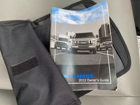 Used 2012 Ford E-350 and Econoline 350 XL RWD image 23