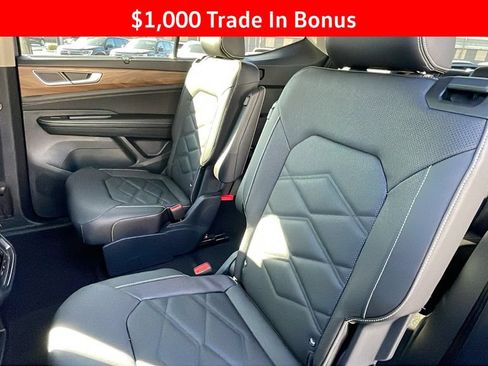 New 2026 Volkswagen Atlas SE FWD image 16