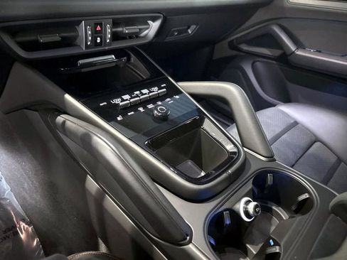 Certified 2025 Porsche Cayenne GTS AWD/4WD image 30