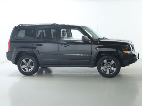 Used 2016 Jeep Patriot Sport w/ Power Value Group AWD/4WD image 11