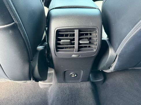 Used 2021 Ford Escape SEL FWD image 34