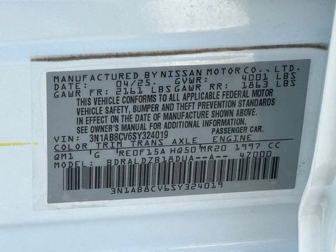 Used 2025 Nissan Sentra SV FWD image 42