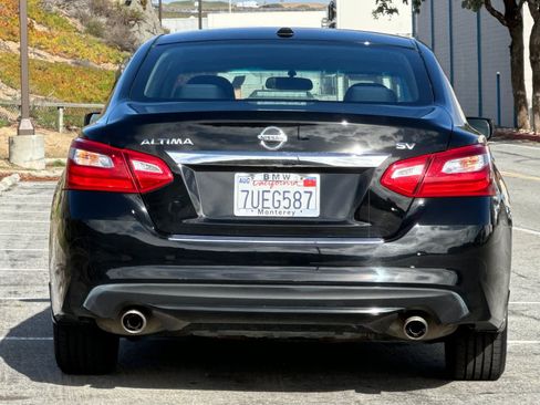 Used 2016 Nissan Altima 2.5 SV image 8