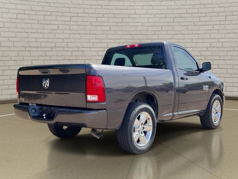 Used 2019 RAM 1500 Express RWD image 5