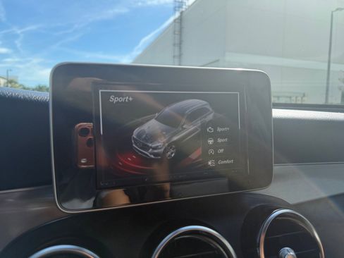 Used 2019 Mercedes-Benz GLC 300 GLC 300 w/ Parking Assistance Package image 41