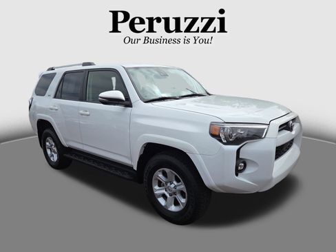 Certified 2024 Toyota 4Runner SR5 Premium image 1