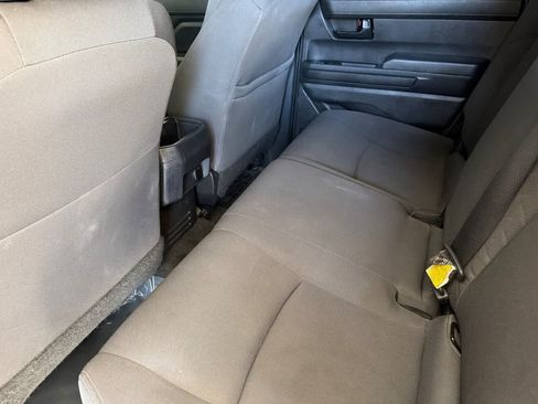 Used 2024 Toyota Tacoma SR5 AWD/4WD image 4
