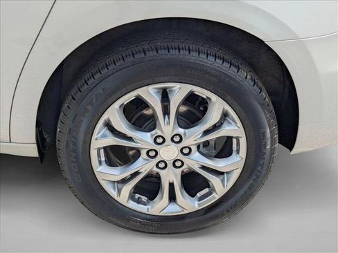 Used 2021 Buick Enclave Avenir w/ LPO, Floor Liner Package AWD/4WD image 24