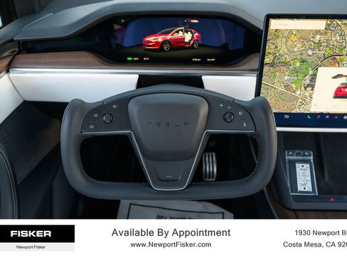 Used 2023 Tesla Model X image 19