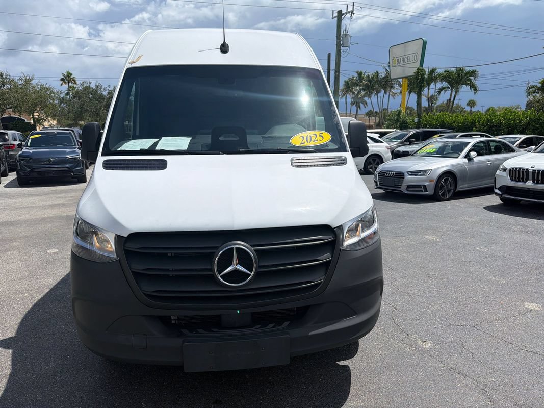 Used 2025 Mercedes-Benz Sprinter 2500 image 12
